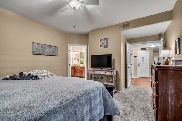 Bedroom - King Bed