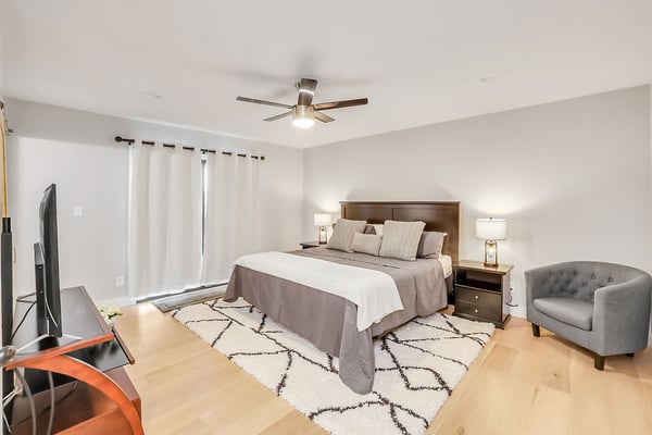 Master Bedroom - King Bed