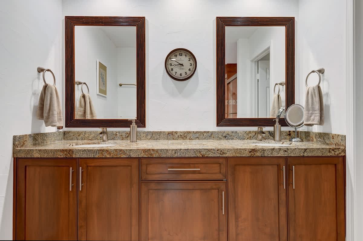 PRIMARY BATHROOM TIGHT