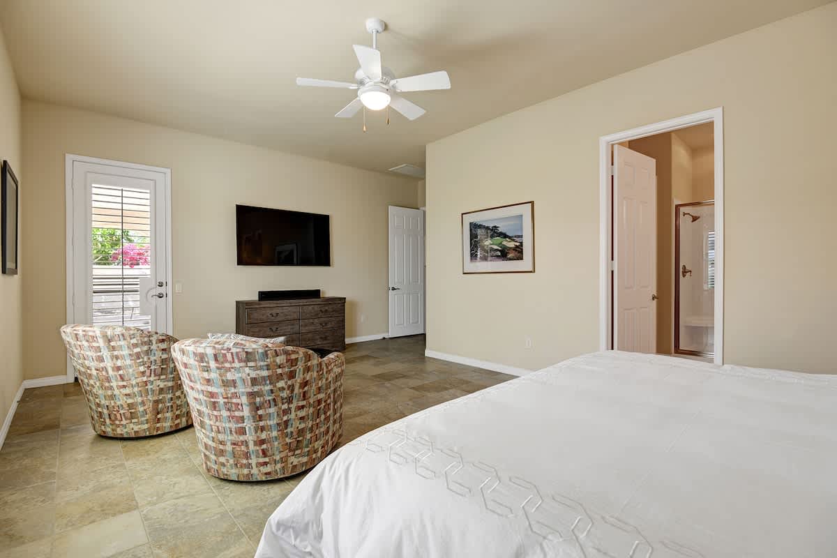 MAIN BEDROOM CONTINUED