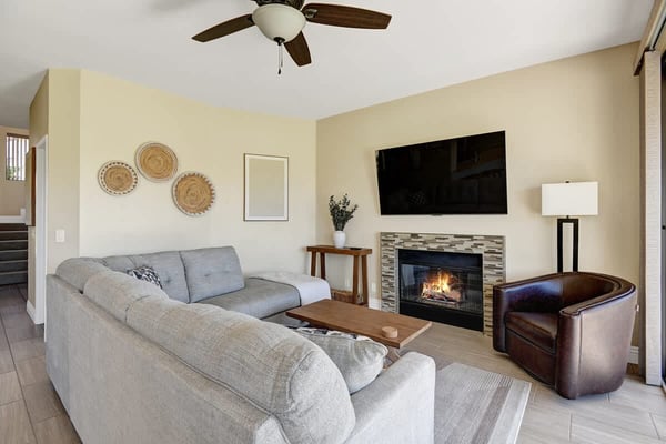 LIVING SPACE CONTINUED.jpg mls