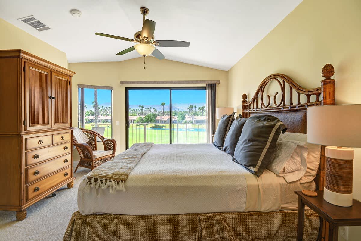 BEDROOM 2 OVER BED.jpg mls