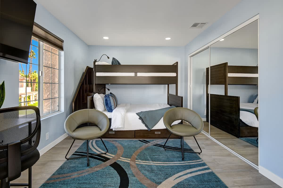 Mascarpones Mojo Dojo - Alice Lodging