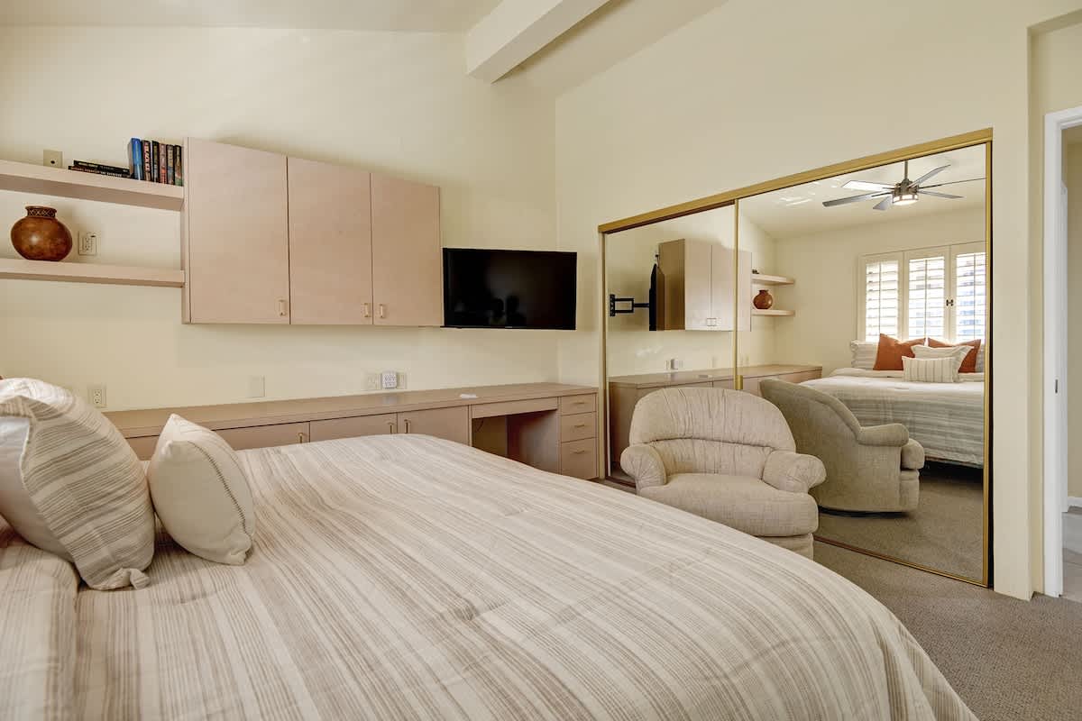 GUEST BEDROOM REVERSE.jpg mls