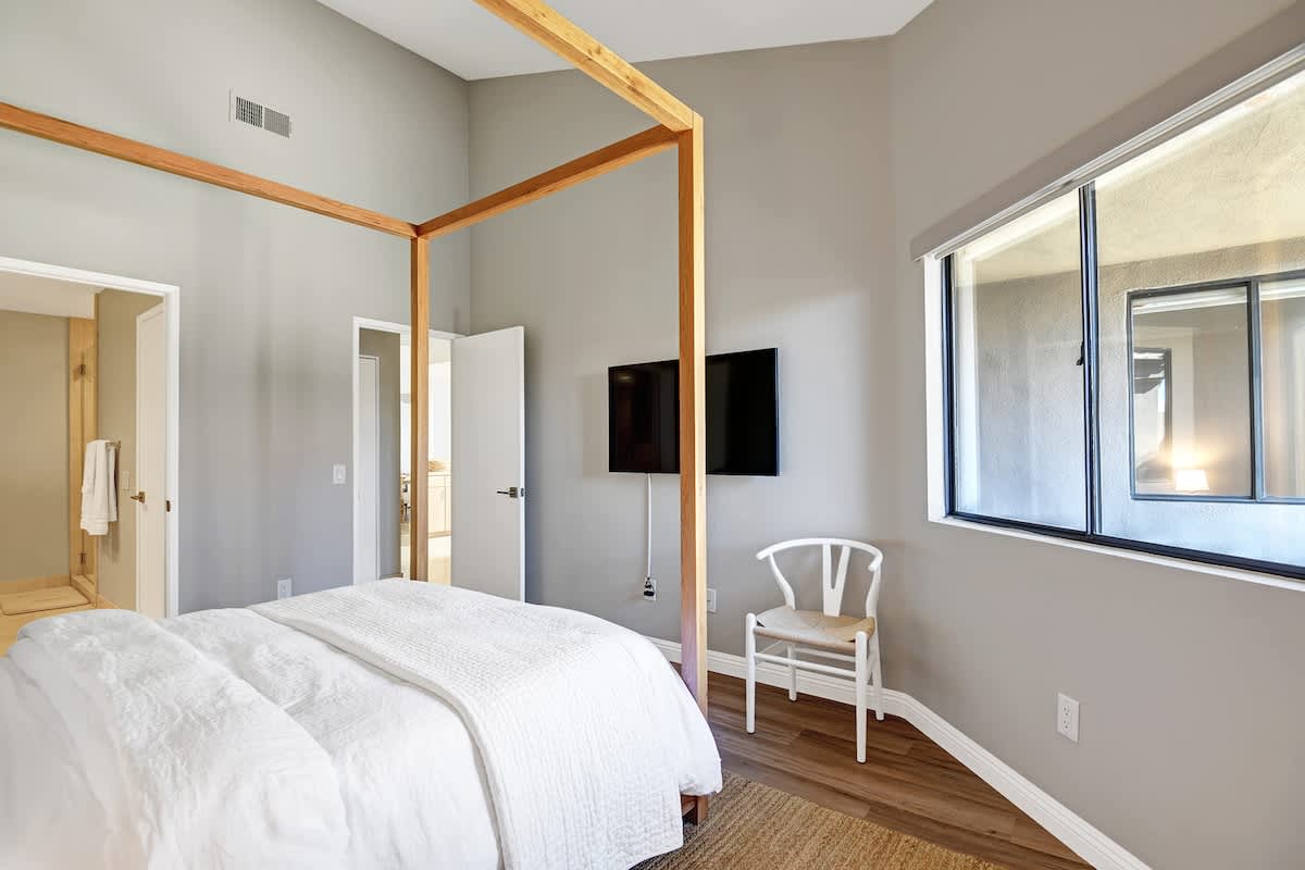 BEDROOM 2 REVERSE.jpg mls