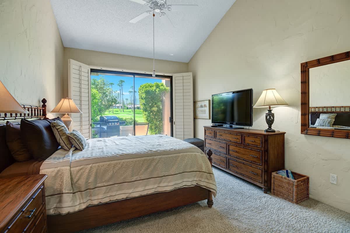 MAIN BEDROOM OVER BED