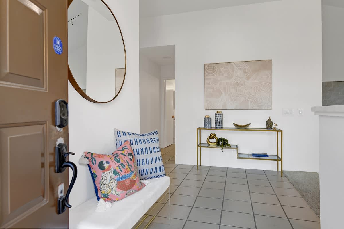 V3947- Greens and Dreams