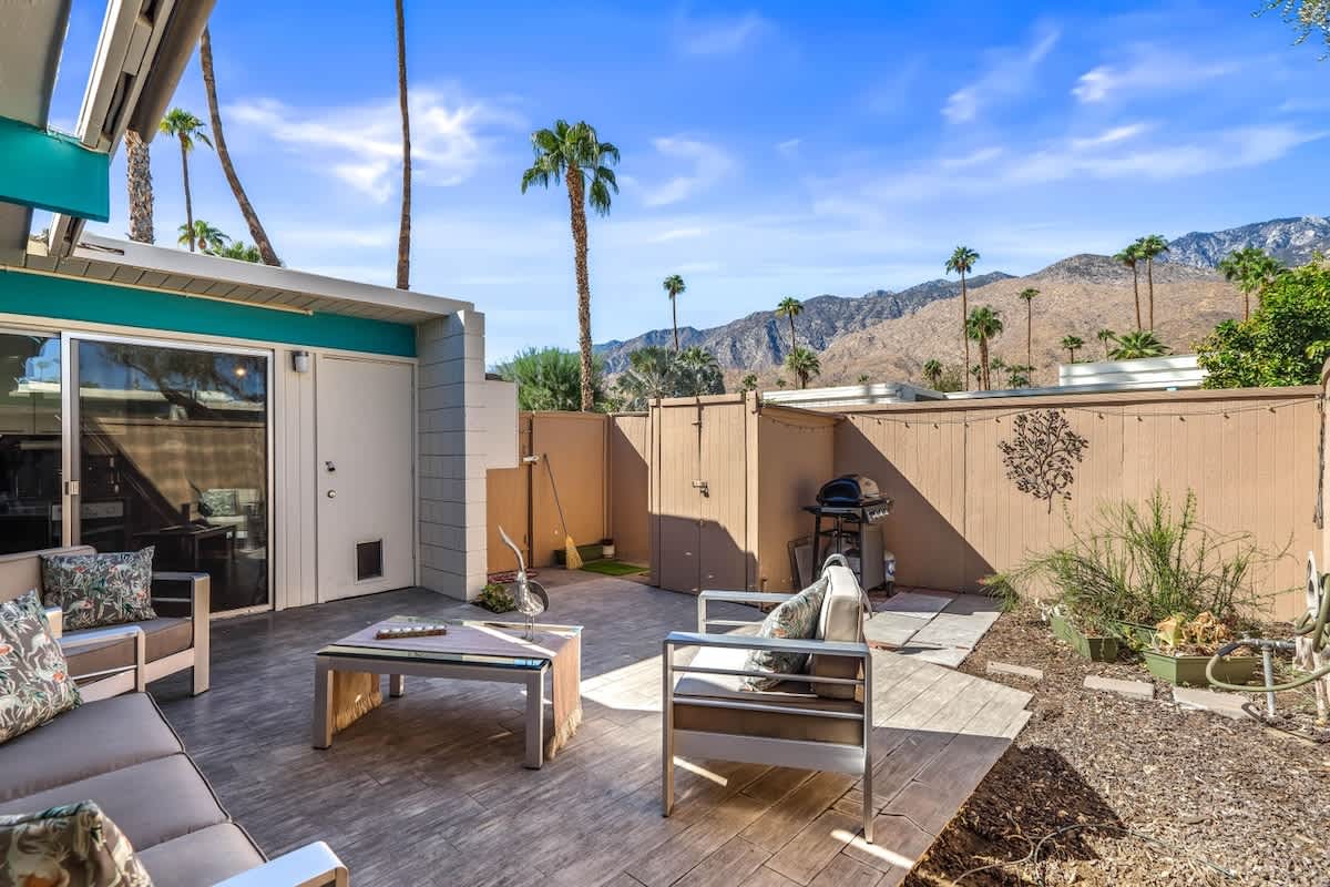 Luminous Ocotillo Bungalow - Ocotillo Lodge