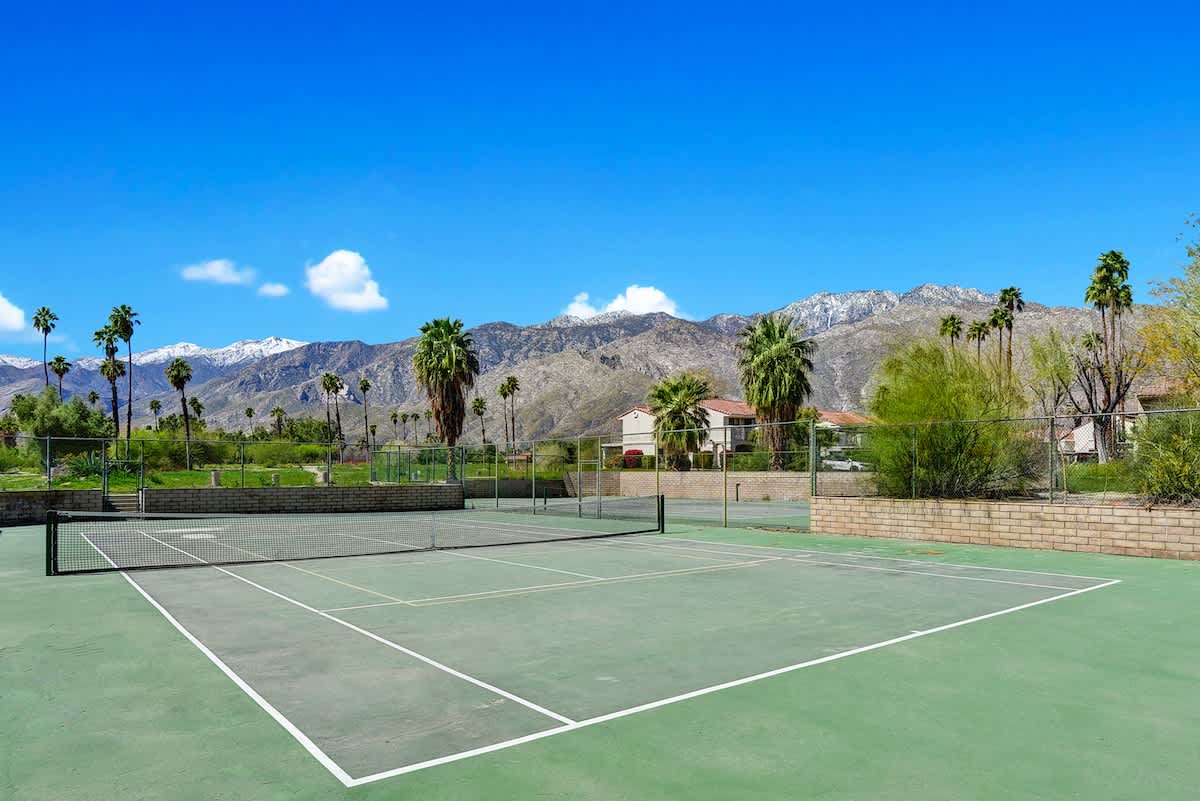 Mascarpones Mojo Dojo - Alice Lodging