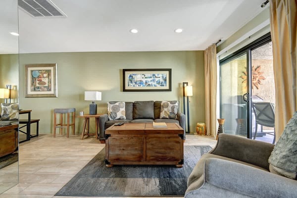 LIVING SPACE.jpg mls