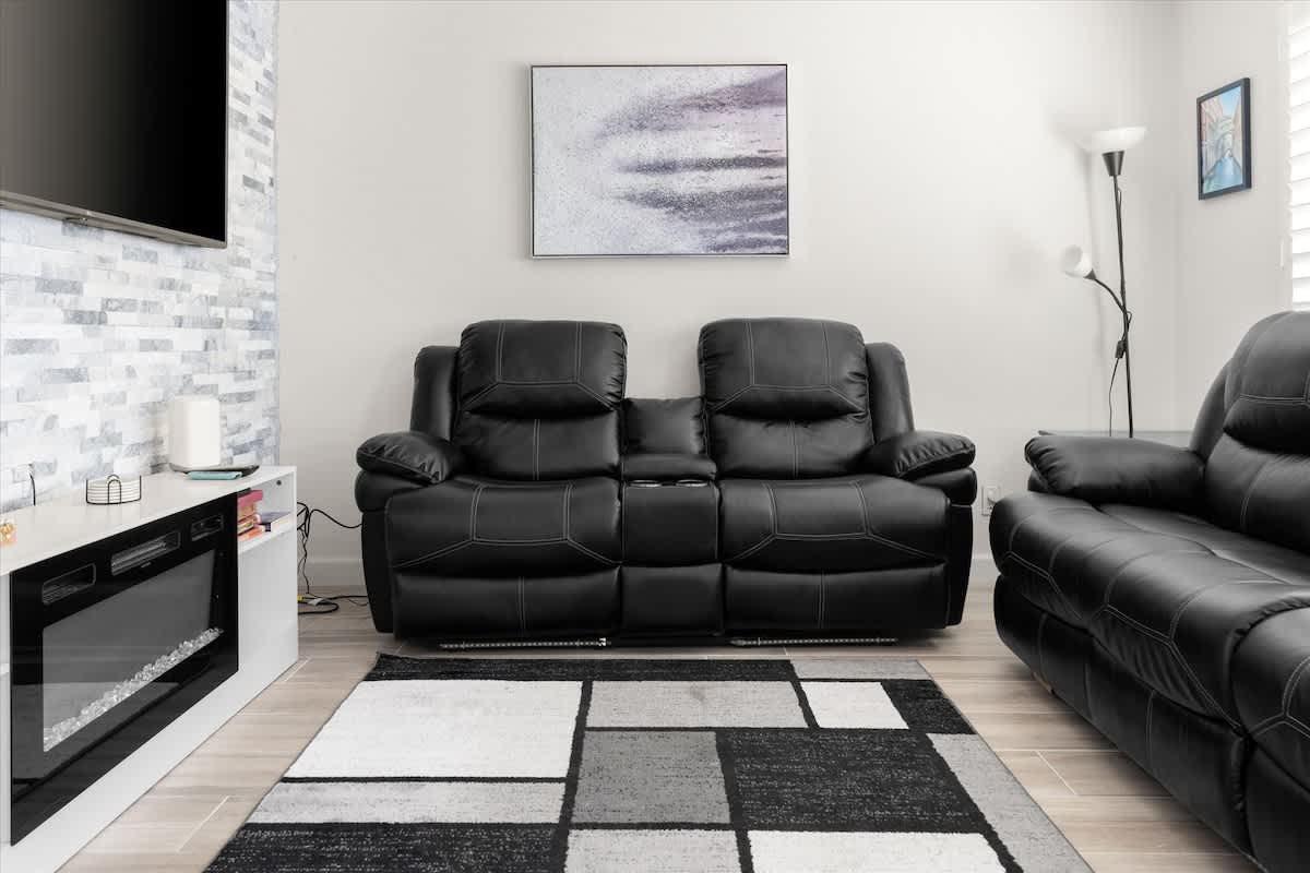 Recliner Seating