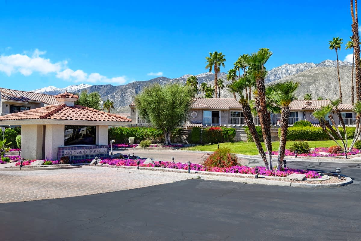 Mascarpones Mojo Dojo - Alice Lodging