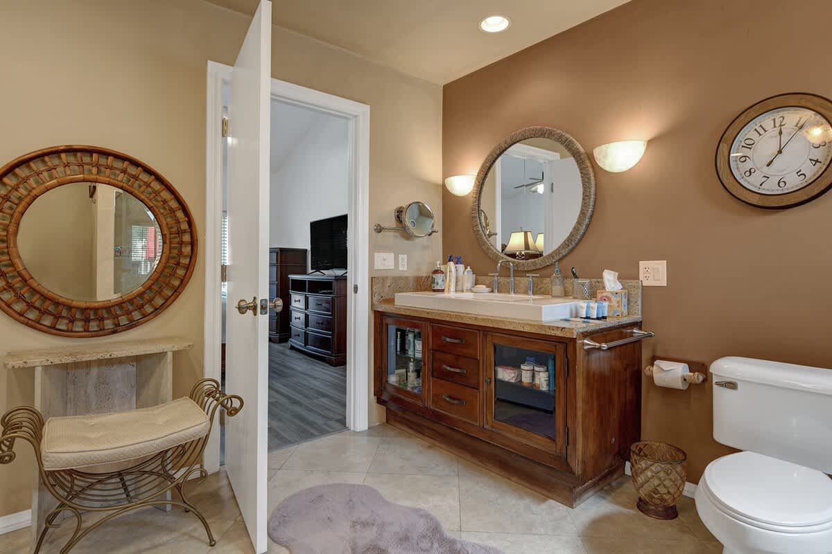 PRIMARY BATHROOM REVERSE.jpg mls