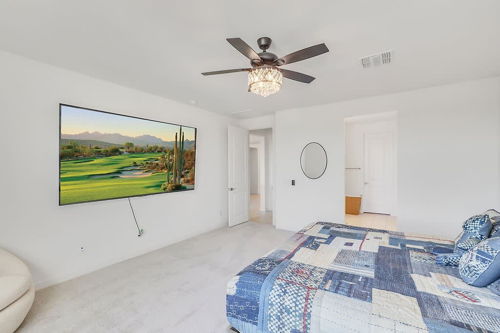 Master California King with 98" Smart TV