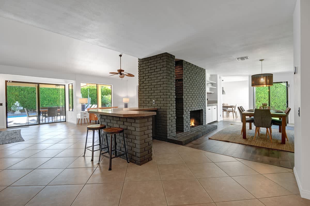 Hacienda Alondra- Meredith Lodging