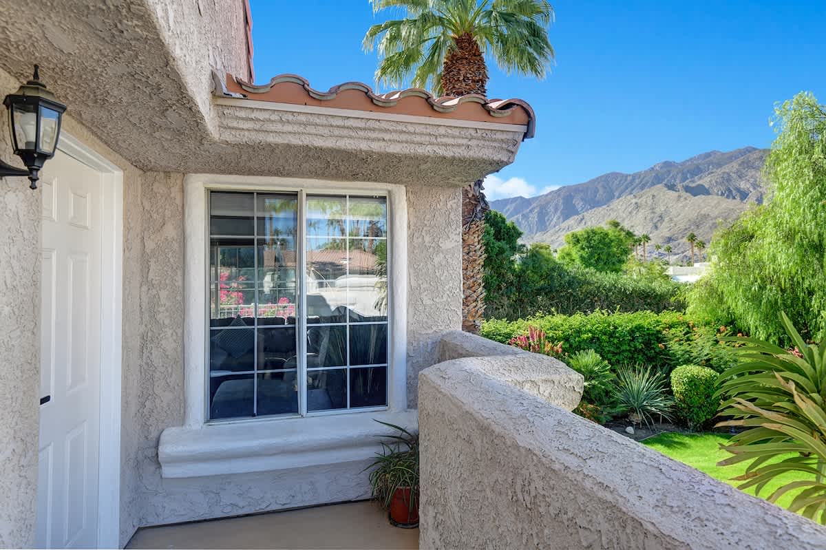 Mascarpones Mojo Dojo - Alice Lodging