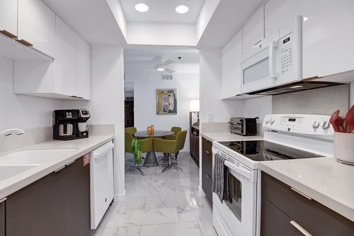 KITCHEN REVERSE CONTINUED