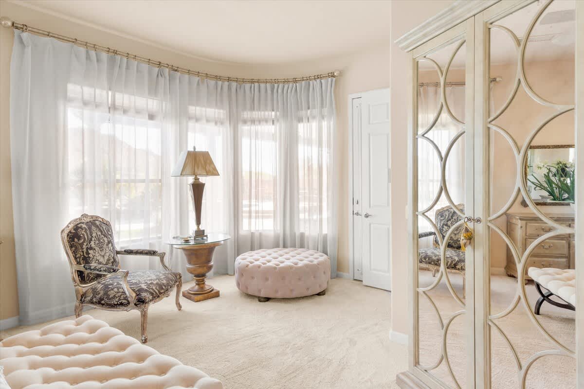 MASTER BEDROOM REVERSE