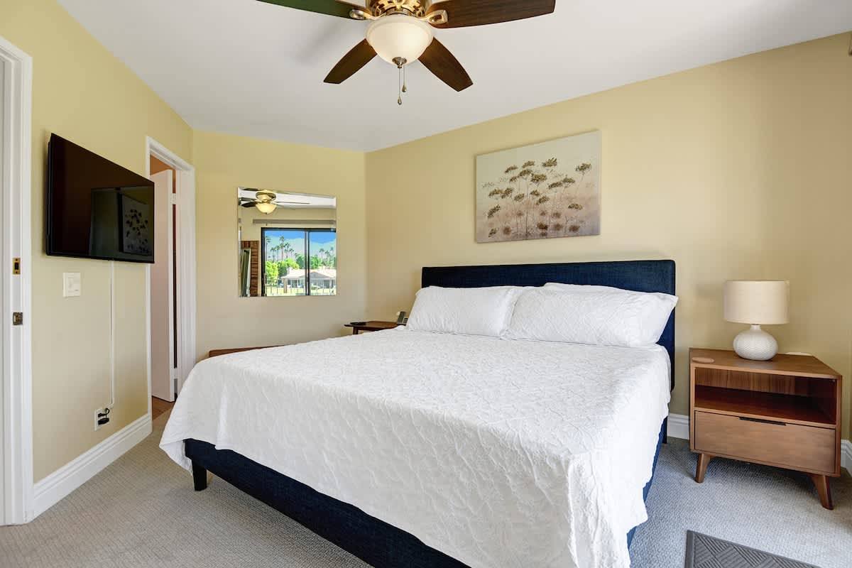 BEDROOM 1 REVERSE.jpg mls