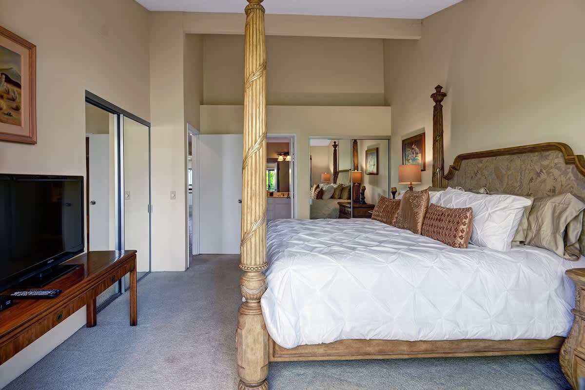 MAIN BEDROOM REVERSE