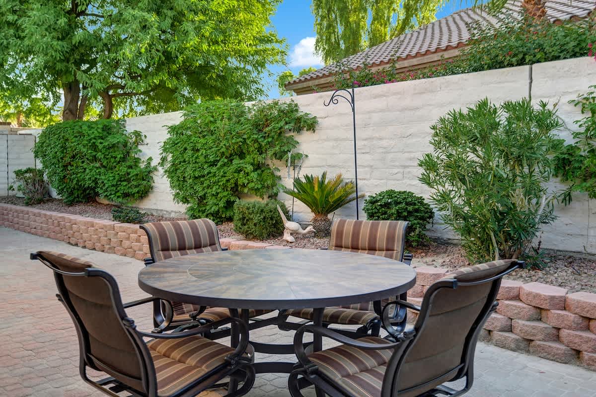 BACK PATIO TABLE TIGHT